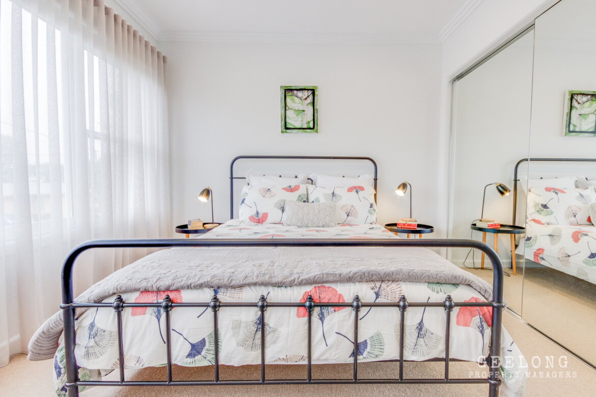 b2b10106 8f37 4e0c be89 c25340a4644a - Property