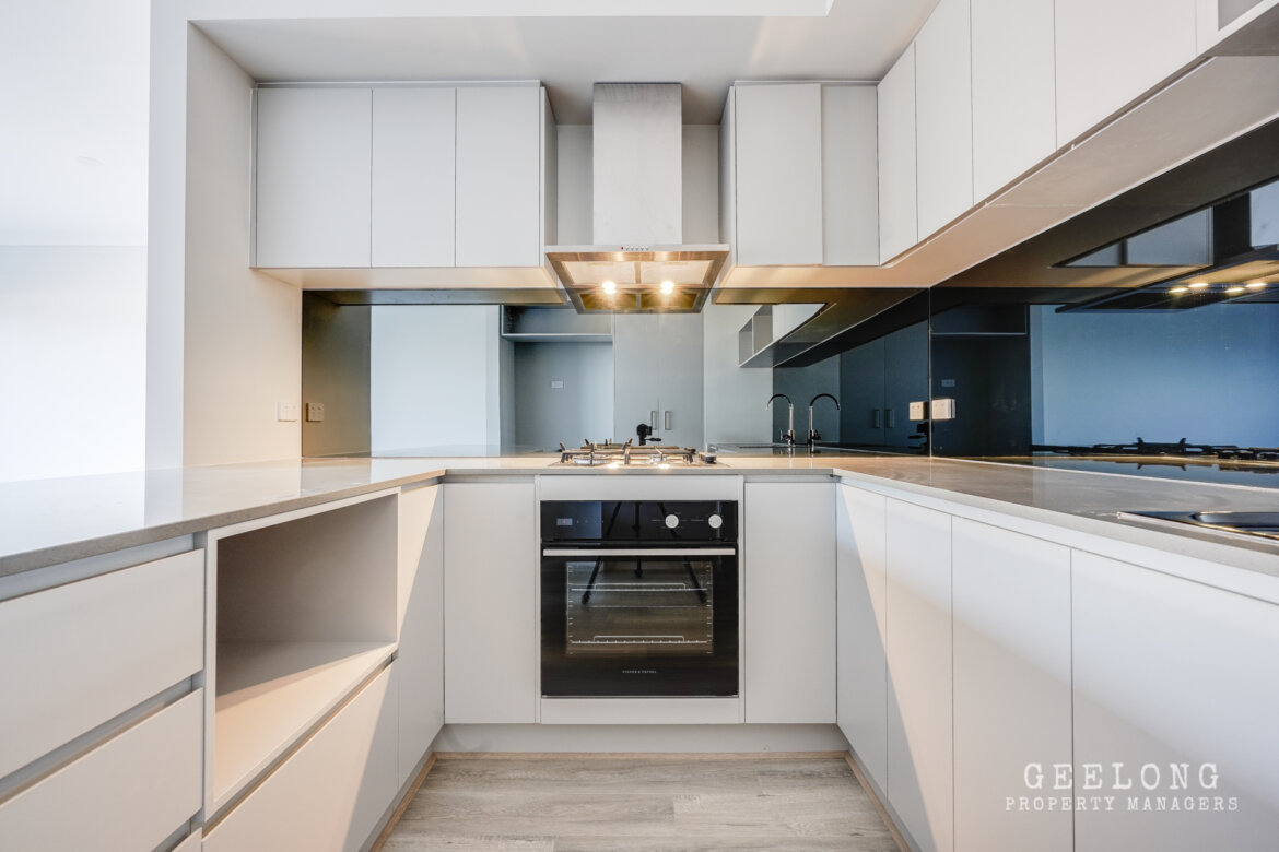 b34f0157 7f8b 42fc ab71 19e075e872ab - Property