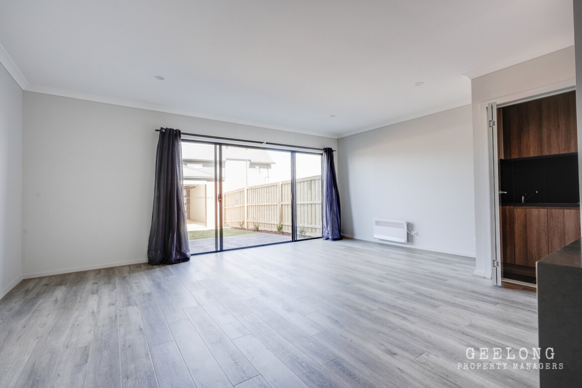 b34f0157 81c1 4269 9604 e8e6762cd644 - Property