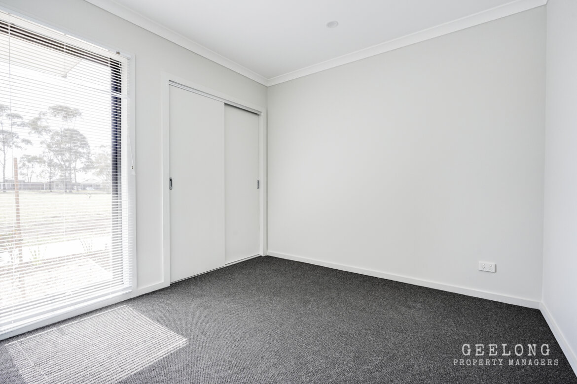 b34f0157 83a2 40f8 b83c 363d7c098ff9 - Property