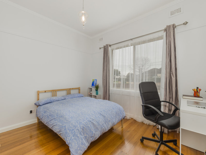 b35b004e d0df 476f 9875 305aca90b970 - Property