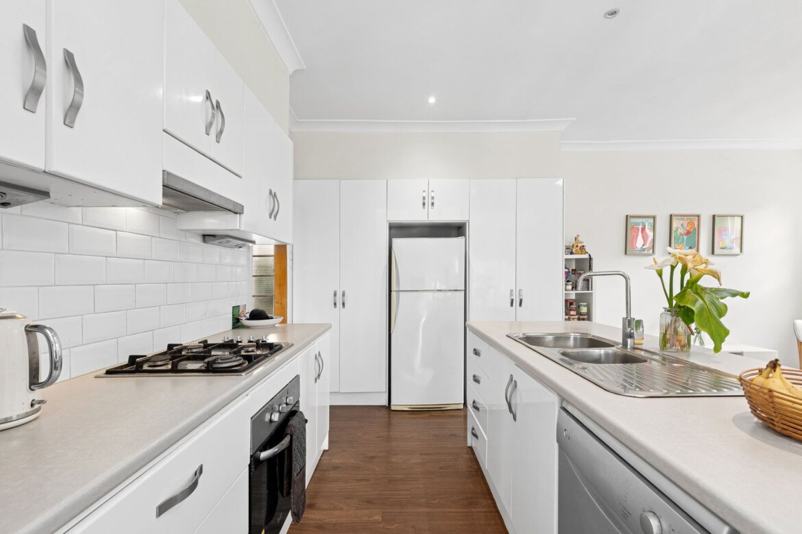 Property For Sale b36e0043 d20b 43da b18b 3a62f25eea79 - Property For Sale