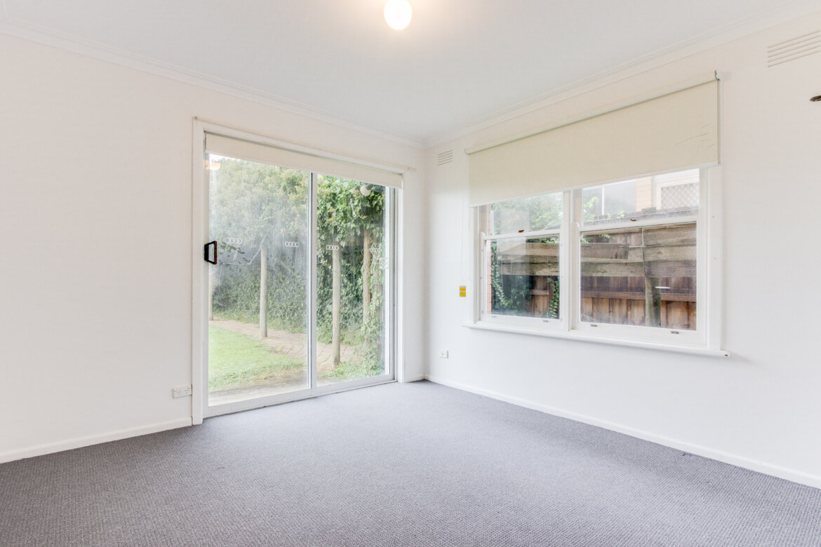 b38d006b b7a7 47d7 b46a c6b5873af054 - Property