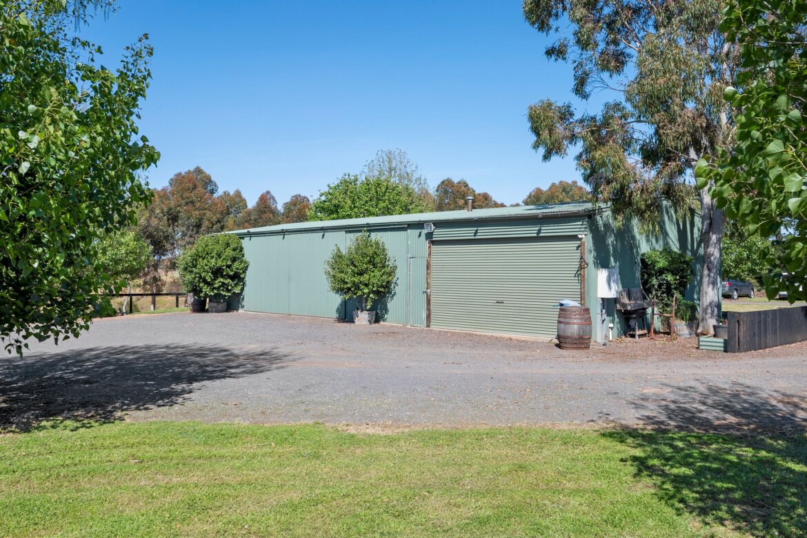 Property b3980108 b944 46ae 8e1e 2237f435121f - Property