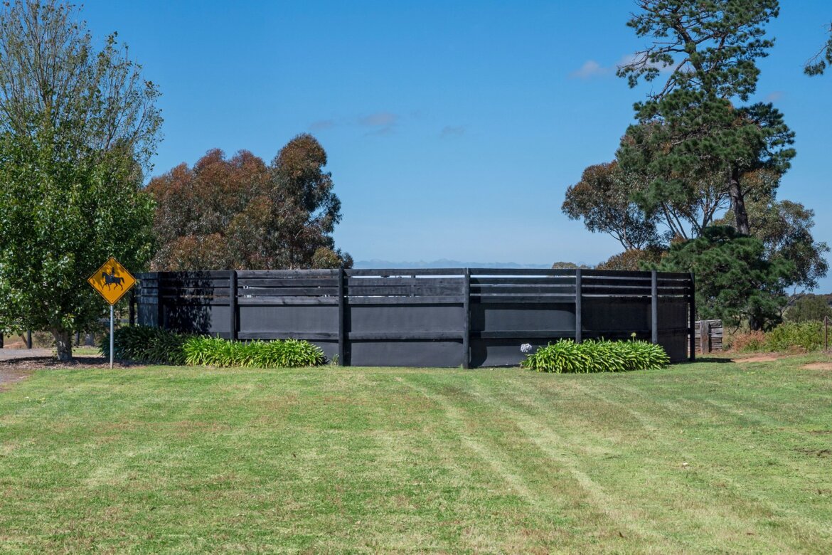 Property b3980108 bc0f 40d6 9a7b a6266d5ba71d - Property