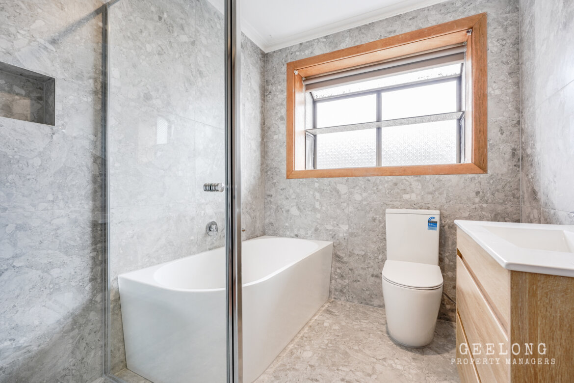 b3a300ed ba86 4483 9647 be03e001caad - Property