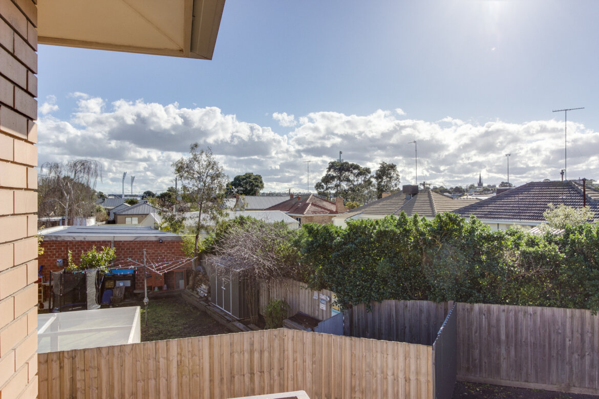 b3b000ee f12c 4f48 8c78 ce9b9c8e4ba3 - Property