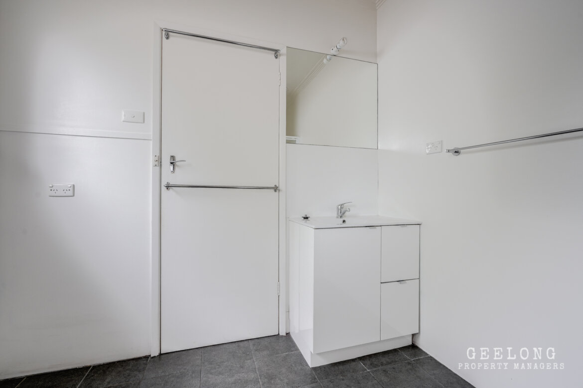 b3d70055 30ff 43db b56b df2e7fd4d139 - Property