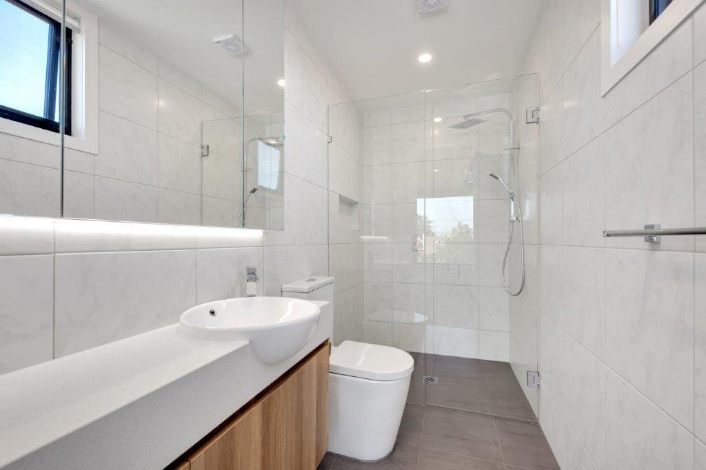 b3da04fa 0088 47f2 aed0 05fe71e875e4 - Property