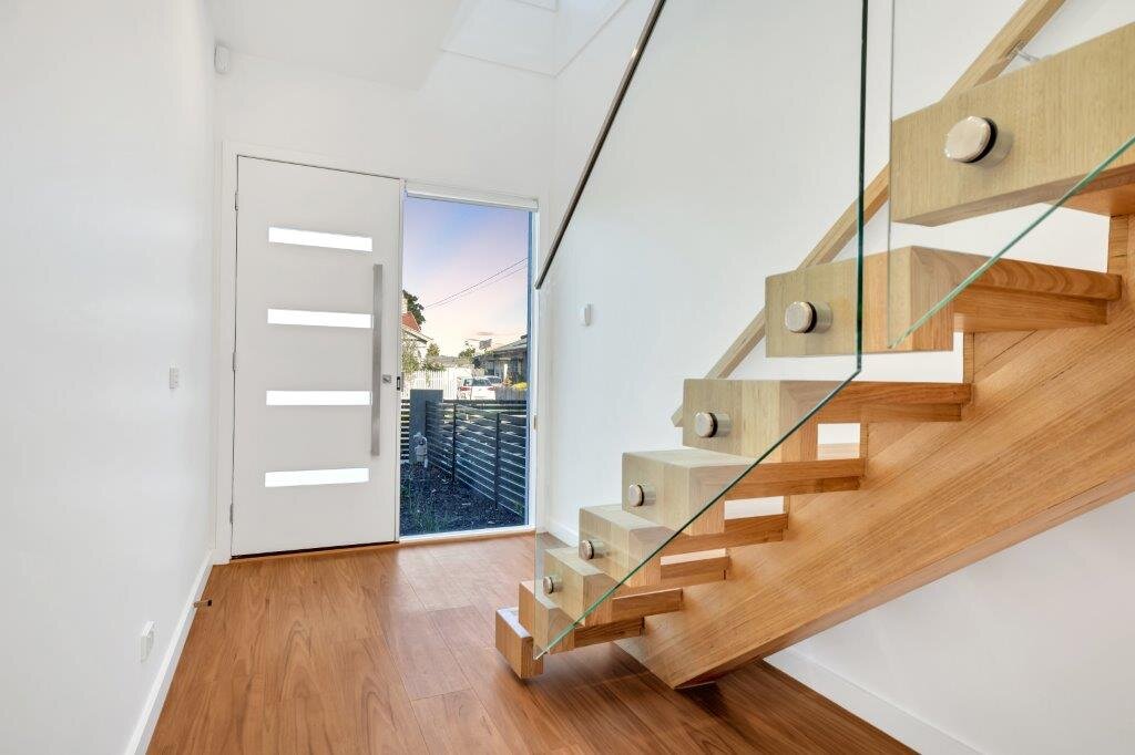 b3da04fa 0efe 46bd befd 7063bc91d19c - Property