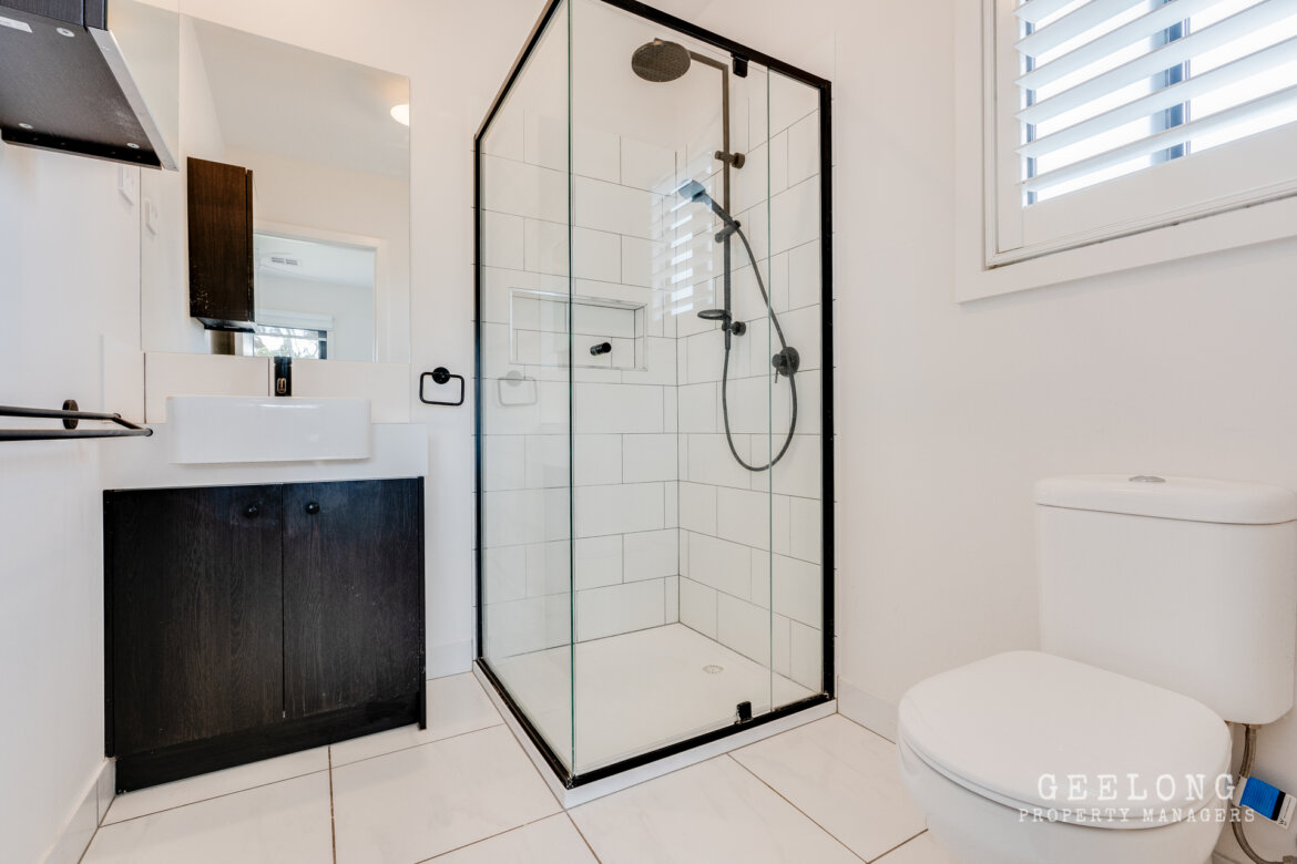 b3e5000c adc5 4929 bf93 c79de707abc8 - Property