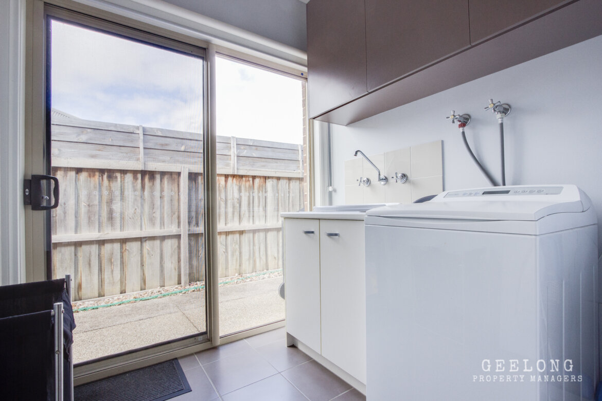 Property b3e90082 4a7d 4d27 925d 7efd2f261a00 - Property