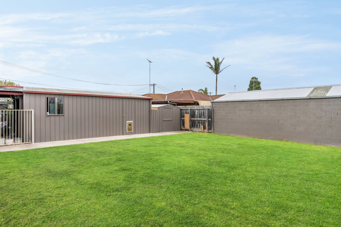 b3e900ea 79fd 43f4 b0e6 494557160877 - Property