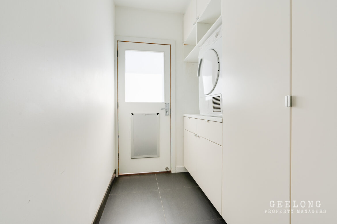 Property b3f600db 8d24 4952 b0ae 0565026abafb - Property