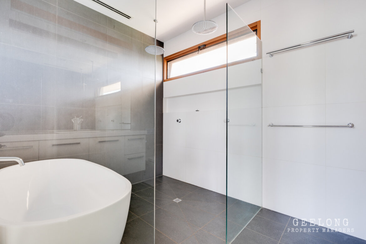 Property b3f600db 9538 484e 8897 b0872bcdee3e - Property