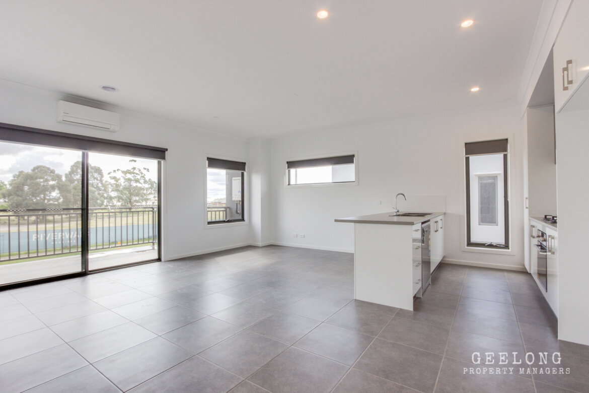 b3fe0129 b344 4db4 aea9 32d8accff783 - Property