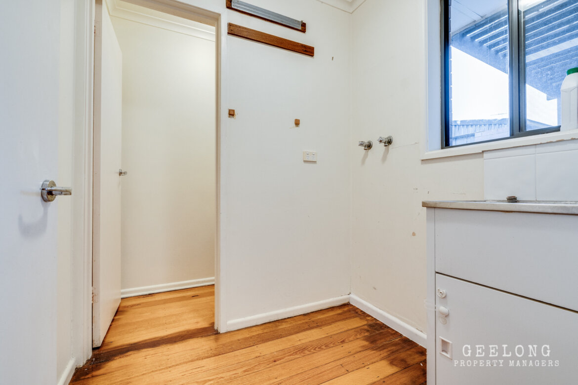 Property b40c02c3 1660 4e69 8fba c60425b0382a - Property