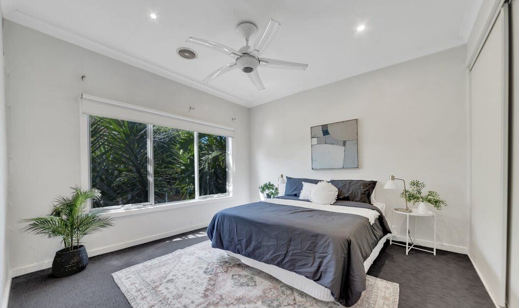 b40f00b4 841d 42c7 90d4 7a6edde1f557 - Property