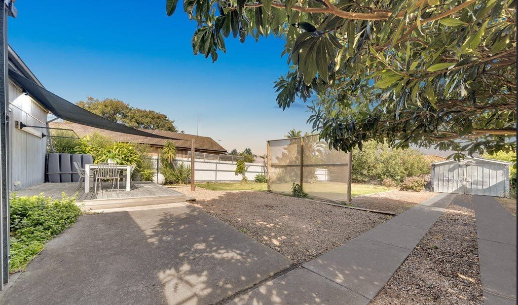 b40f00b4 8c1f 42ef aa3d 32d13ae40069 - Property