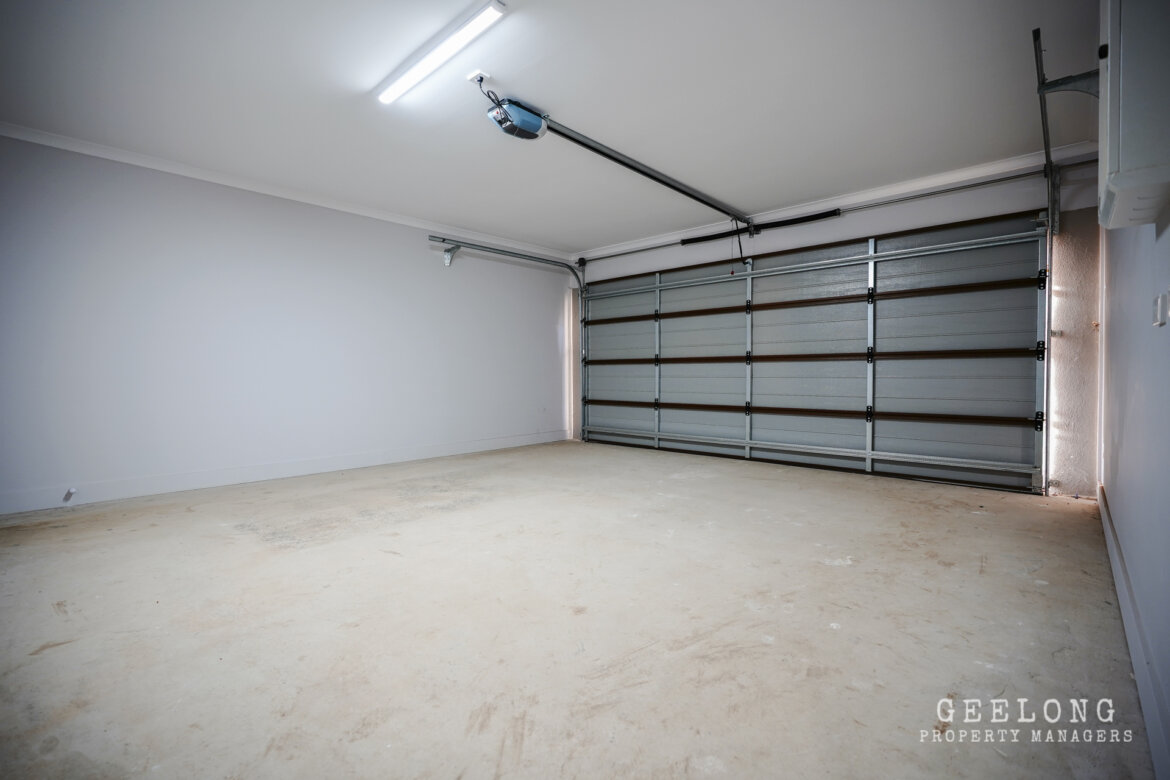 b4160105 f5a4 4ca4 972f e4edf6661247 - Property