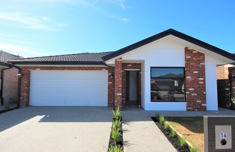 b426002c d6dc 4be8 9c65 e1849955469b - Property