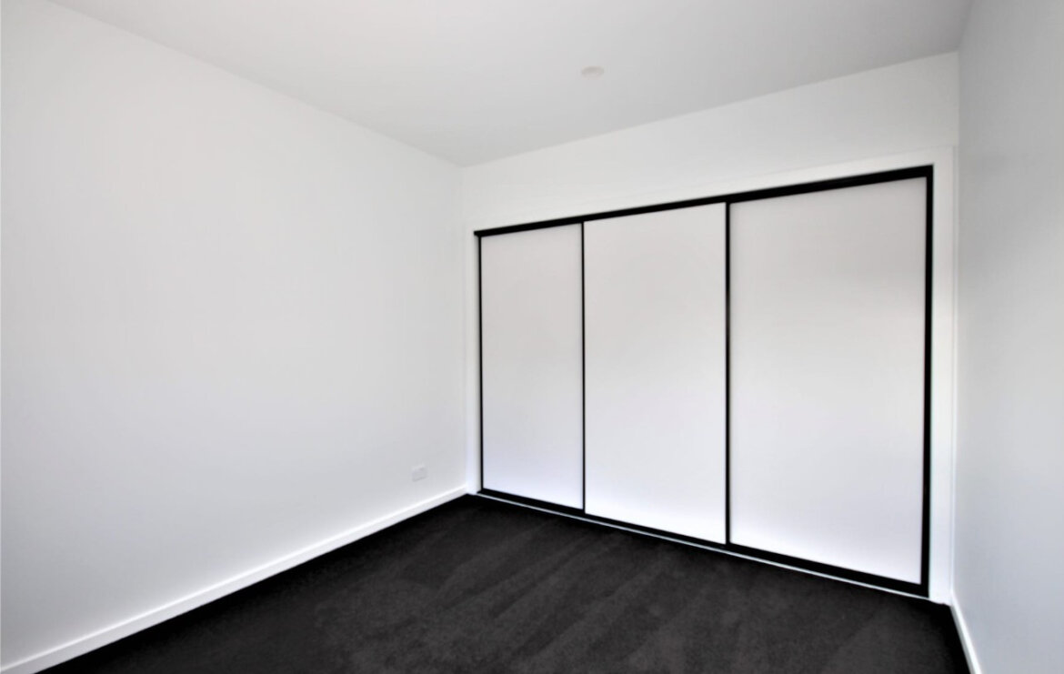 b426002c eae3 4d50 a040 e818045ccd73 - Property