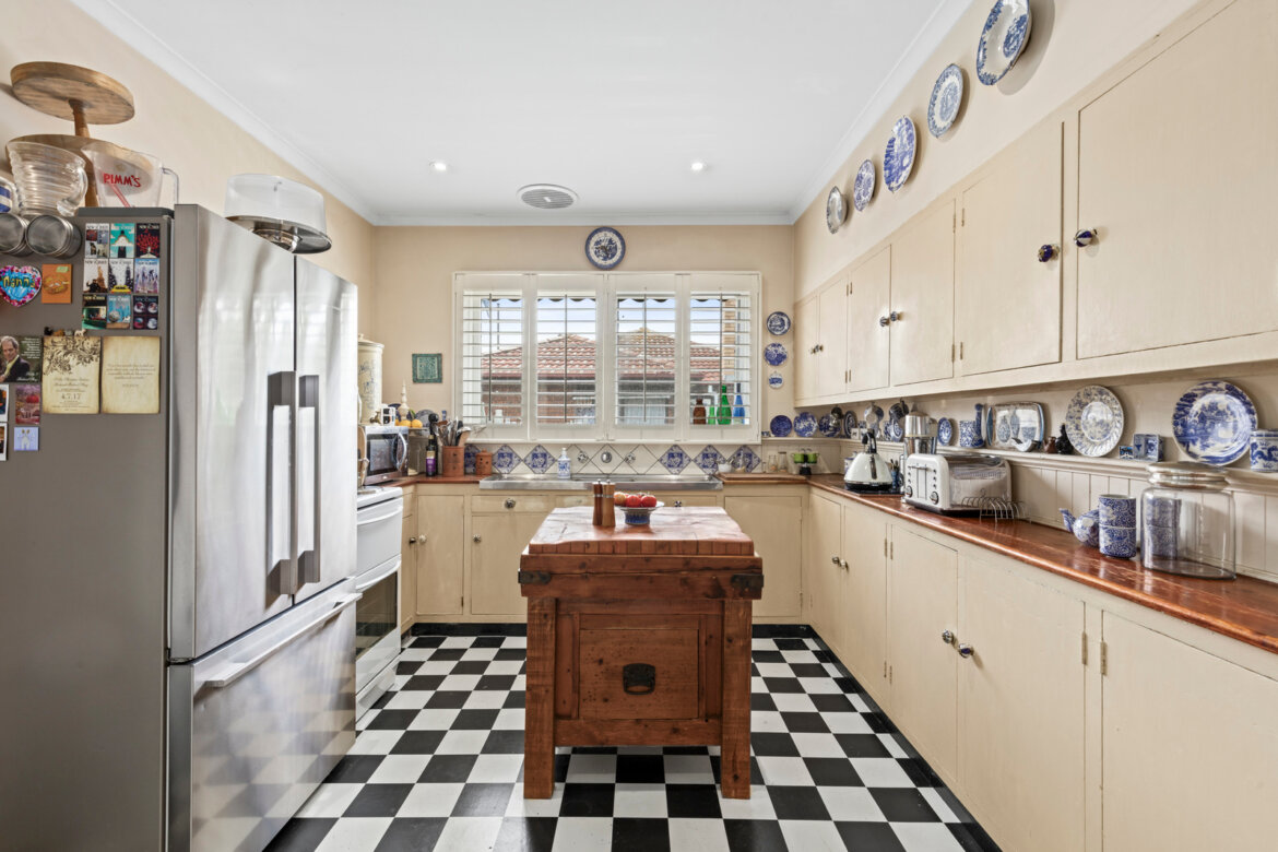 b43600ef 390e 4e9c 9d4d 46e6e9d717c8 - Property