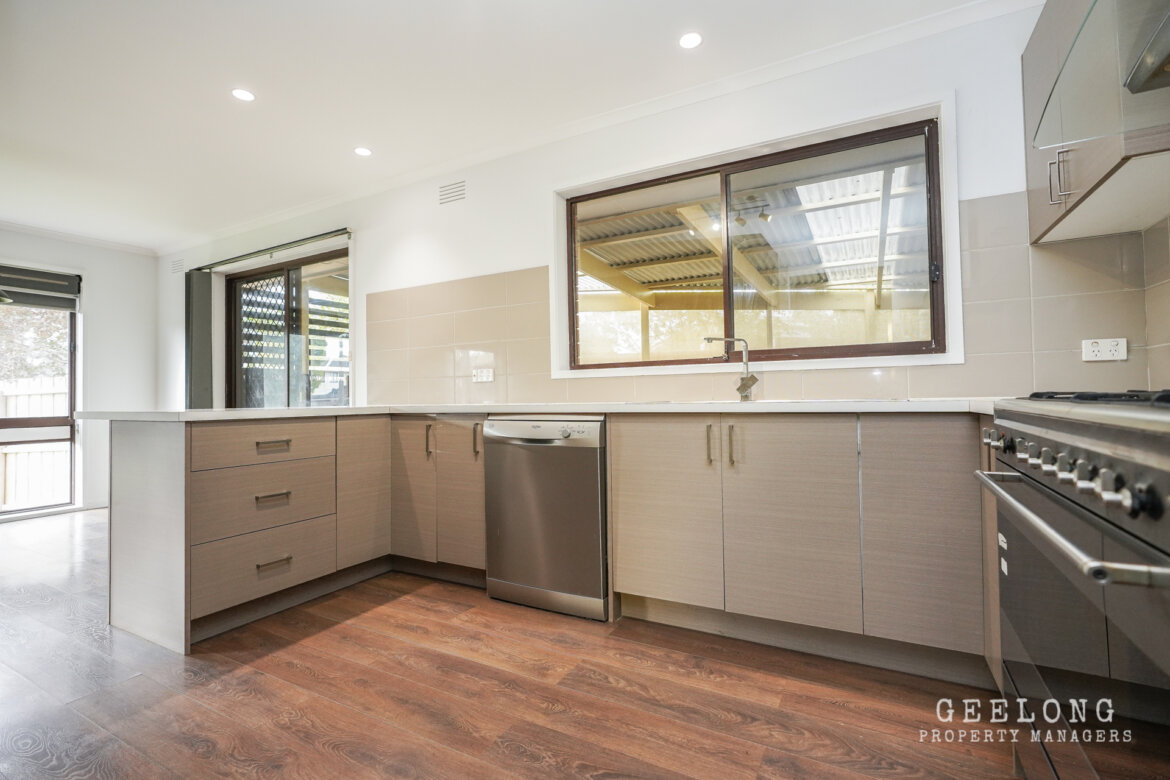 Property b43c0165 a6f5 4bec 9110 aaf43dd1212c - Property