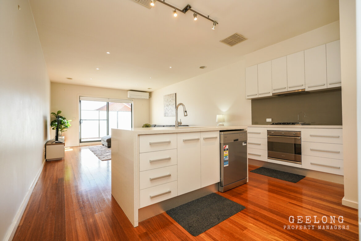 b44400ea 8ee1 4730 bcc3 0db9563f0fe7 - Property