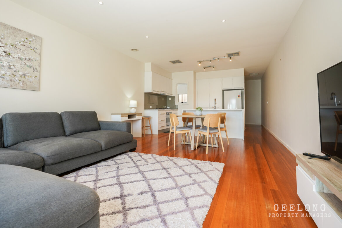 b44400ea 9465 40ad ad8a 5fc0200f8e5e - Property