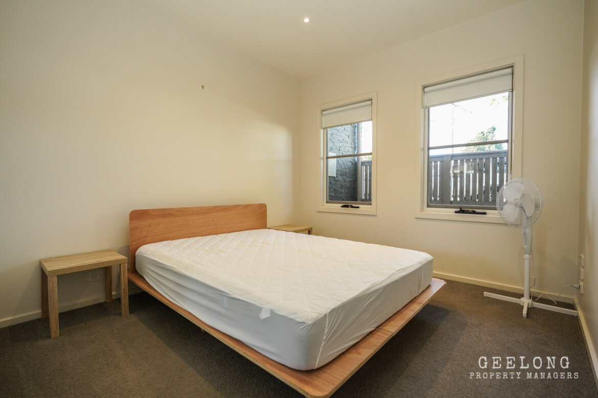 b44400ea a179 41fb baba 0e6391f060bb - Property