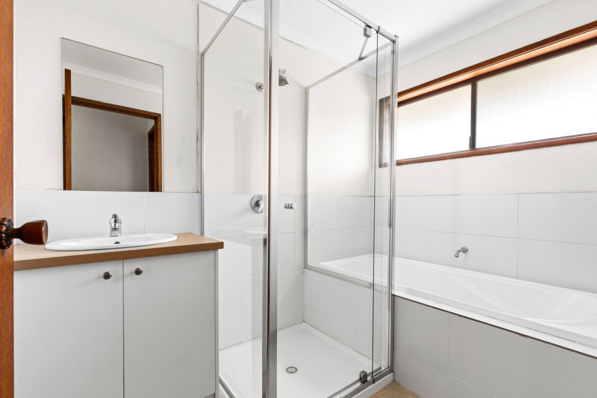 b450009c a9ab 4c6e bd3b 83eb98ed1ca7 - Property