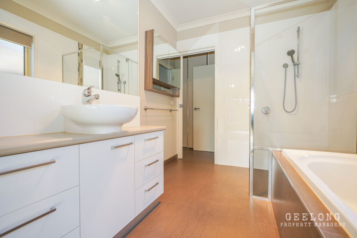 Property b4500103 b97e 436d 9070 27ae59f12745 - Property