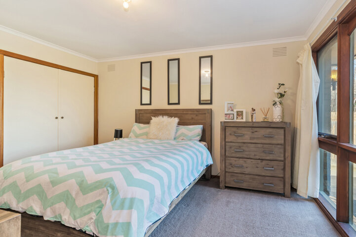 b4560101 8046 49d2 bc77 188b393c5e8e - Property