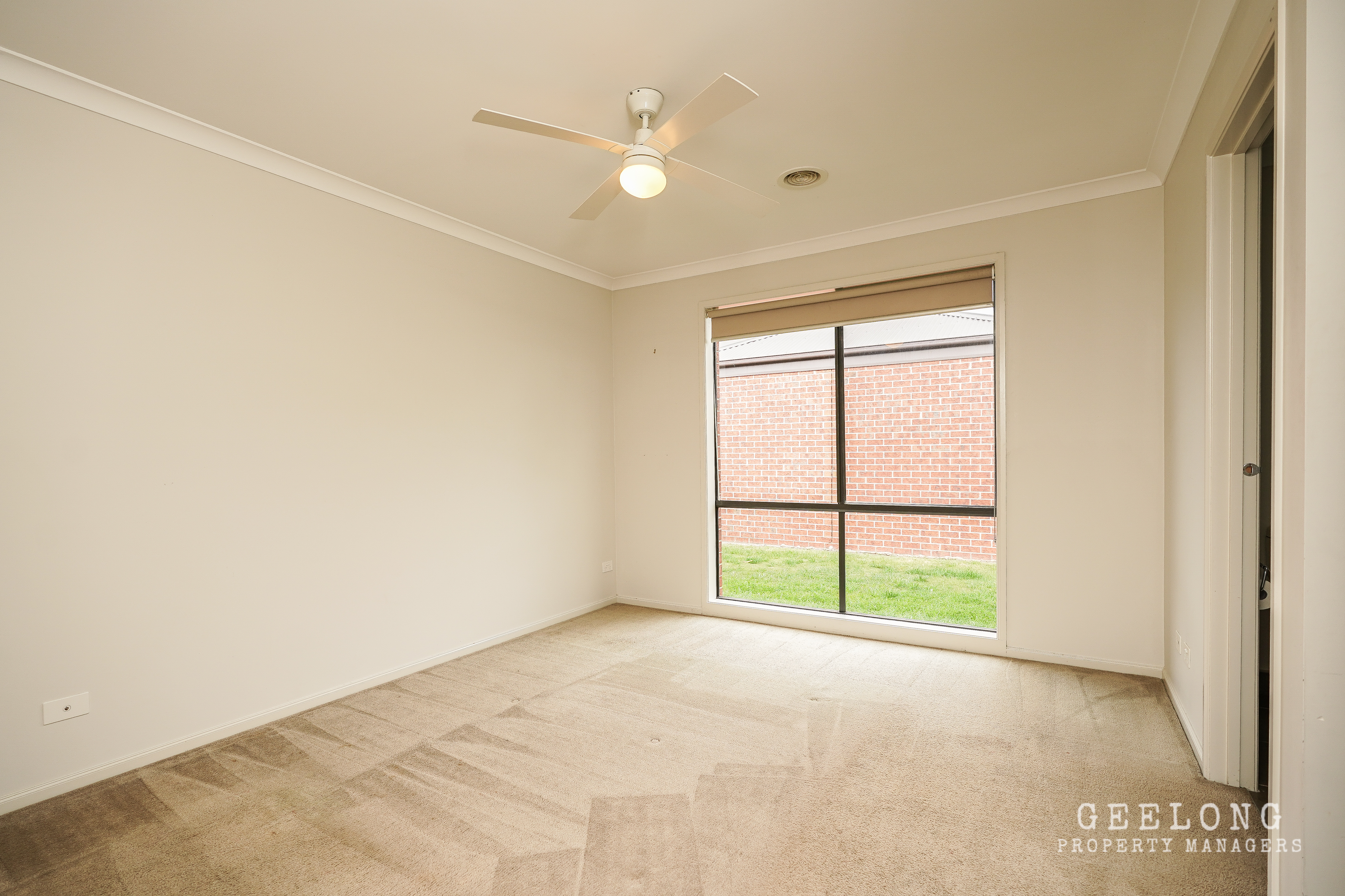 b456011e cc16 42d2 950d 0fd7cab2d15d - Property