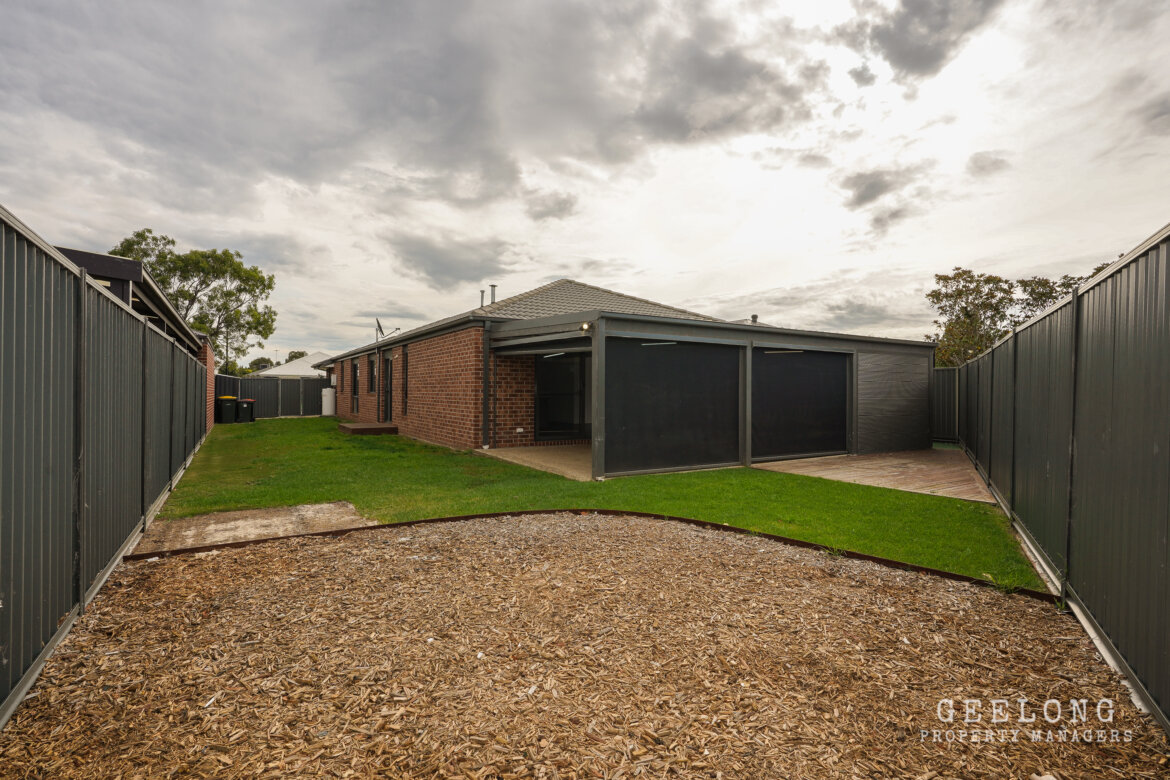 b456011f e288 40df bb6b 2e60e027995f - Property
