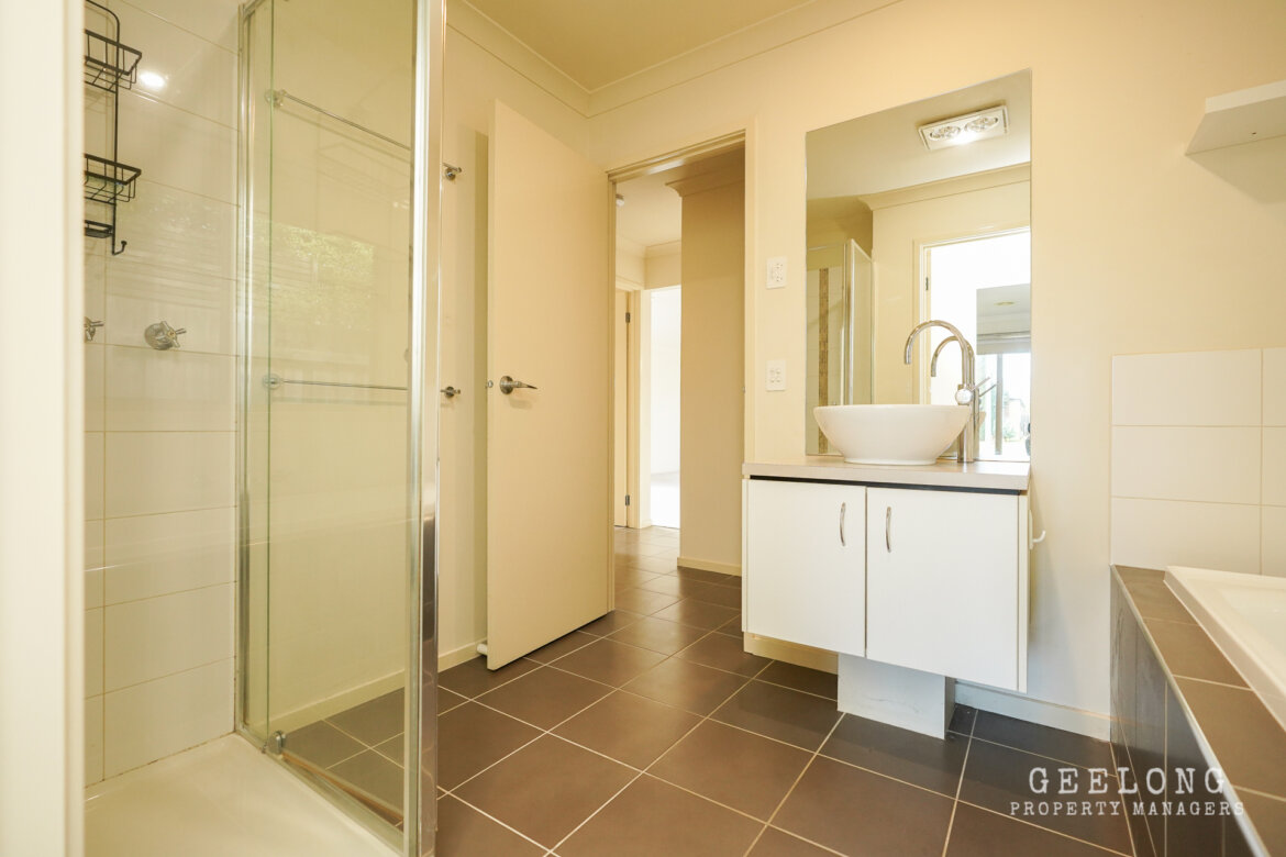 b4580520 ea93 45ec b914 35b27d769587 - Property