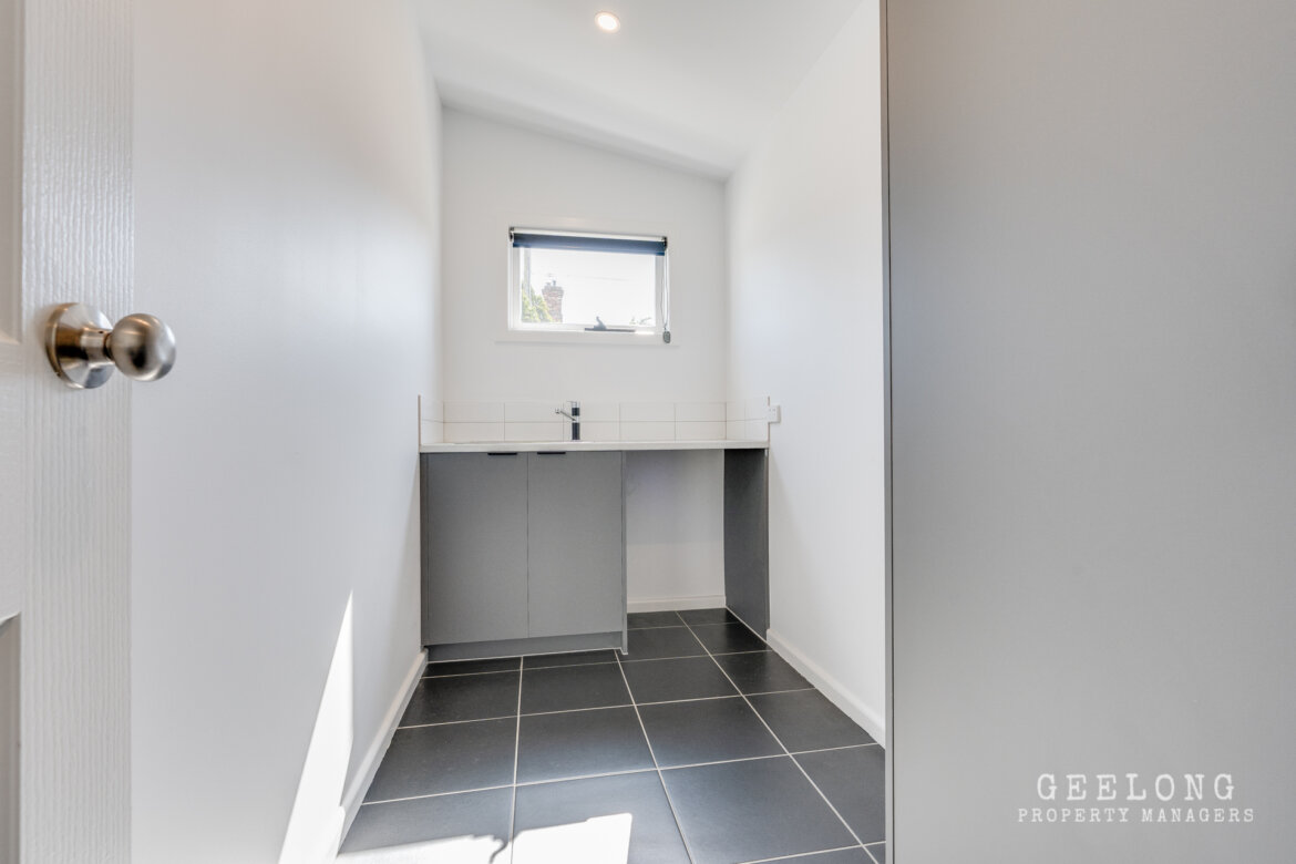 b4670030 22da 4395 bfdd a847bad021e9 - Property