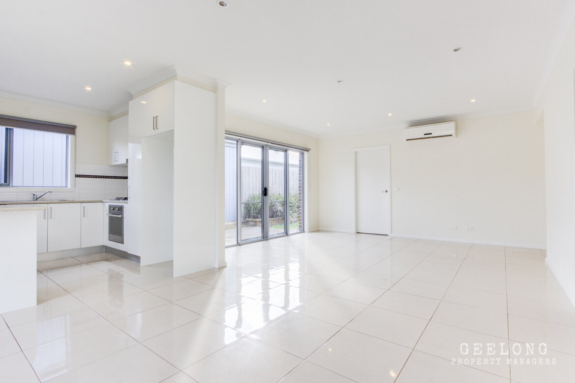 b47100f2 e8f0 47ed 9a06 9c5d8d02c21a - Property
