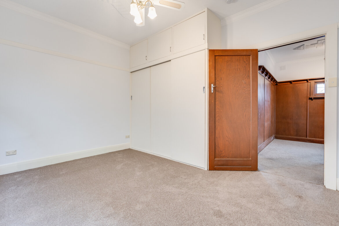 b4910082 efc6 487f bf5c 032921cf5260 - Property