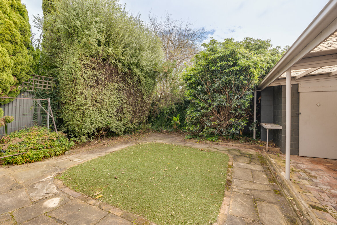 b4910083 1565 48bf b1b4 43a8d5dbf0ba - Property