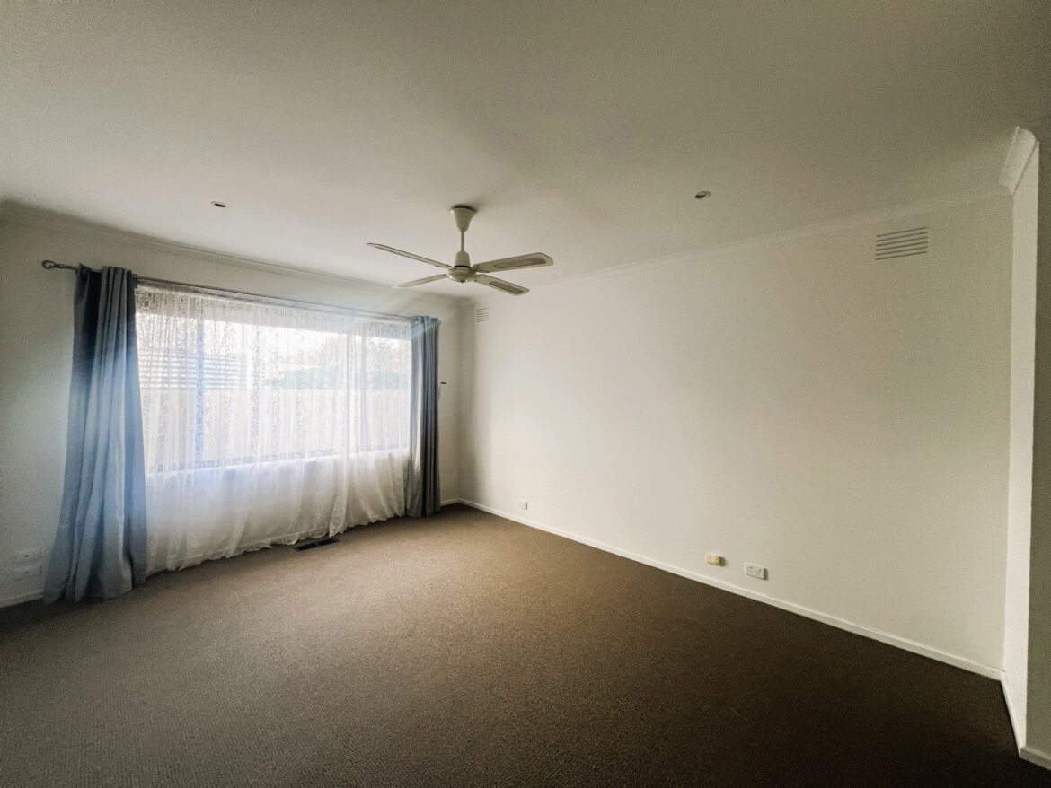 b49b015c 53b5 4687 83df c04212616ff4 - Property