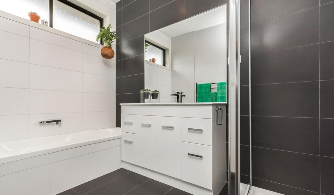 b4a60149 2e5c 47e3 ad2d f2299ebbc902 - Property