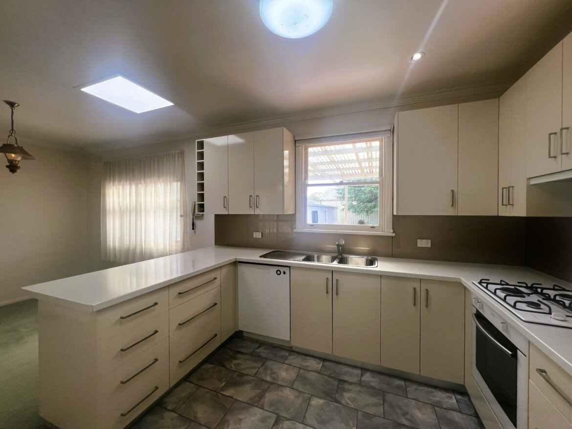 Property b4b00101 cb5c 4730 9b3b 3dc41adbbb40 - Property