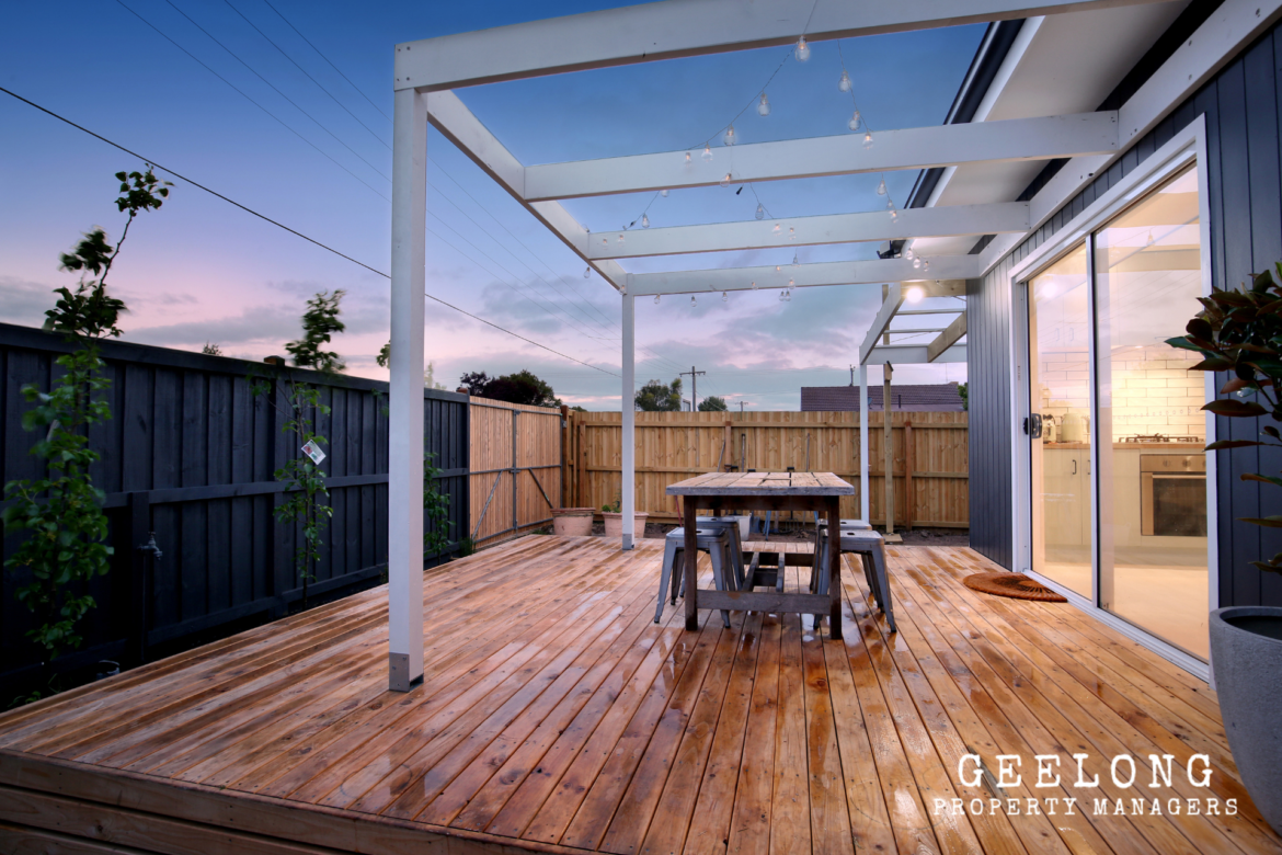 b4b700dd ec40 4fc5 937e 089e9c0851f4 - Property