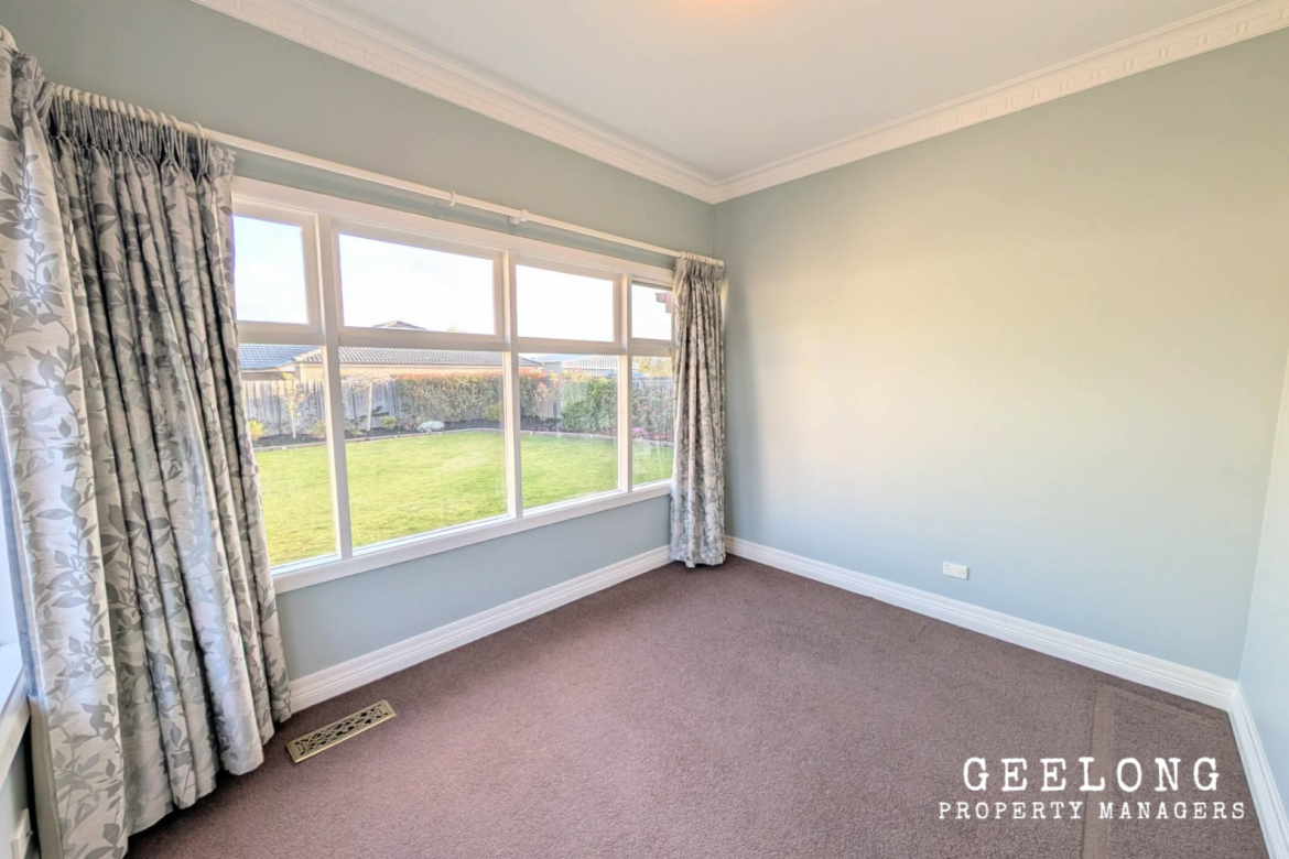 b4c600df 0ebc 49f1 81fe ed1006b3e9cb - Property