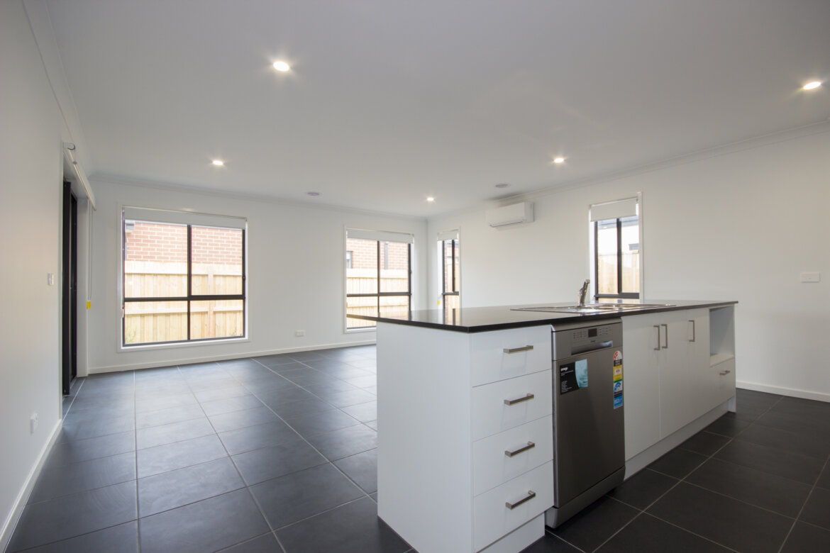 b4db0153 e754 40d0 8be1 39648831ec2c - Property