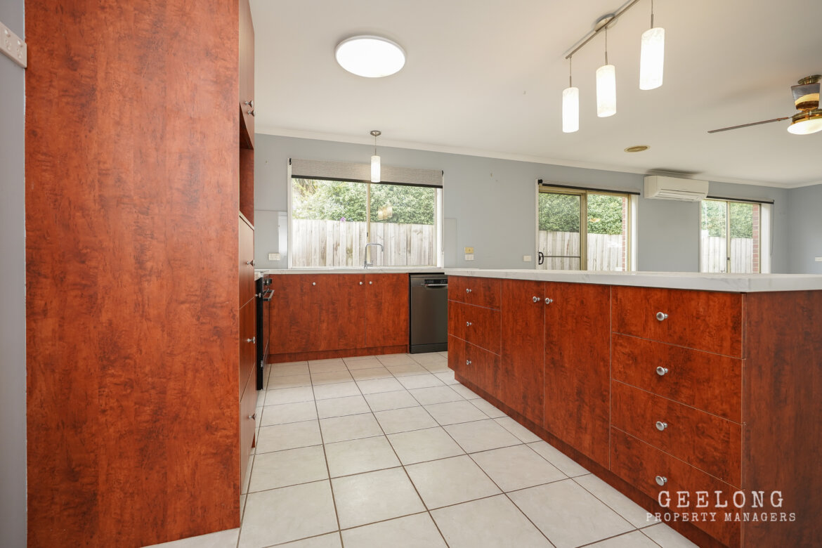 b4f004dc 9845 4f9a a092 827fb7335a89 - Property